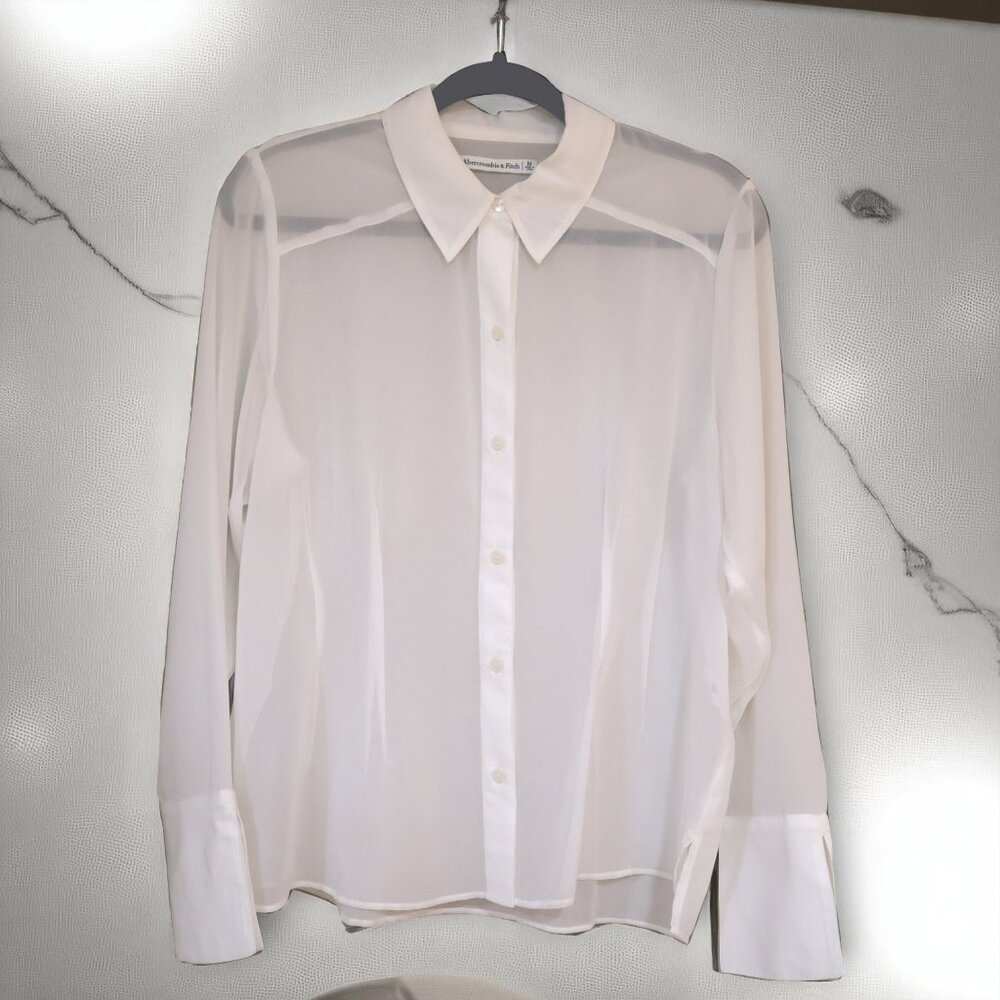 Abercrombie Sheer Ivory Long Sleeved Blouse - Button Down - Excellent Condition